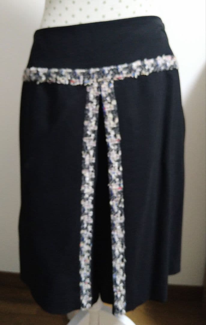 【LIMITED EDITION by KARL LAGERFELD】スーツ