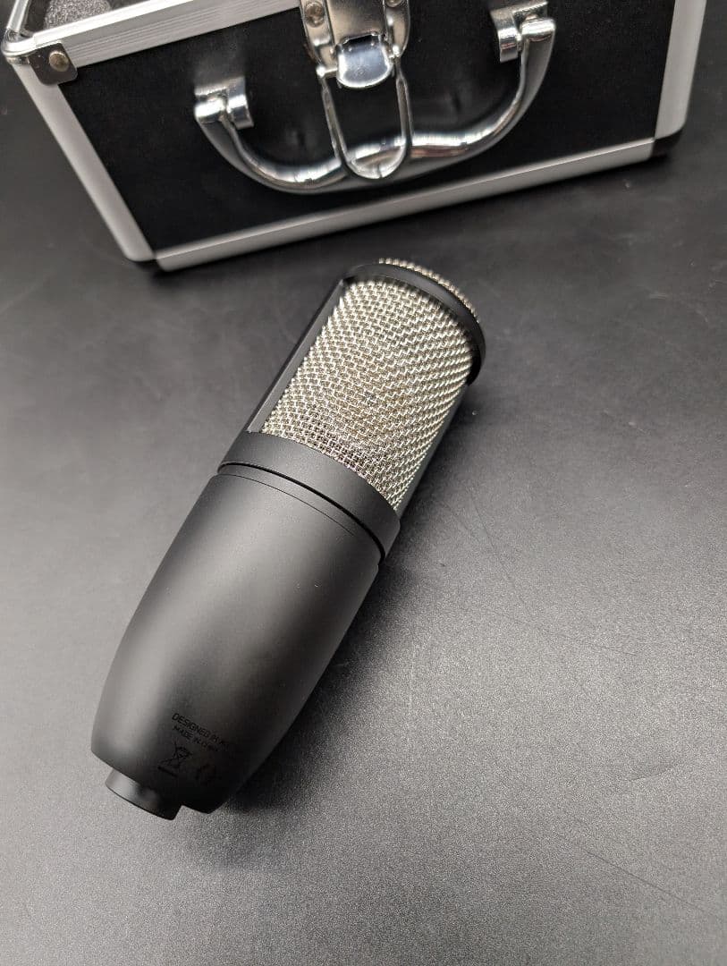 【動作確認済・美品】AKG P220 コンデンサーマイク