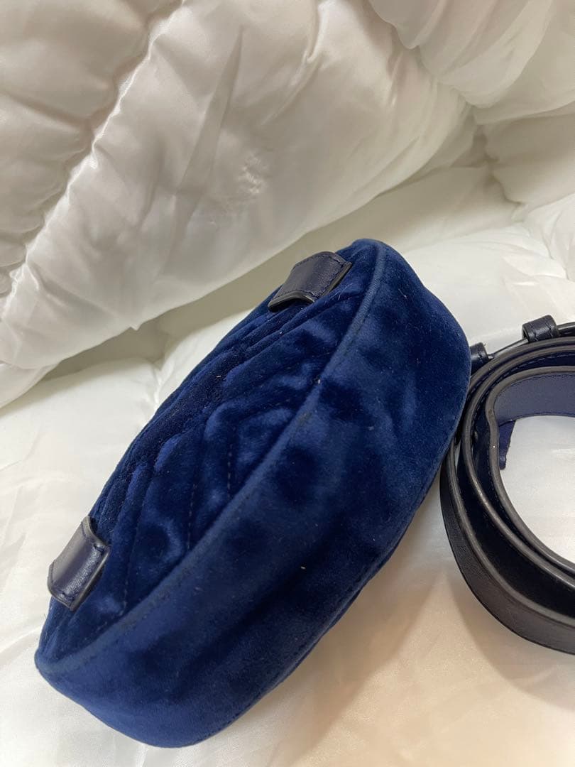 GUCCI　ベルトバッグ　グッチ　GGマーモント　ベルベット