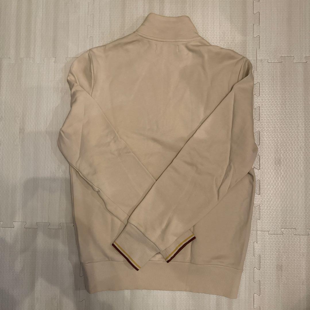 【最終値引き】FRED PERRY ベージュ ハーフジップ トレーナー