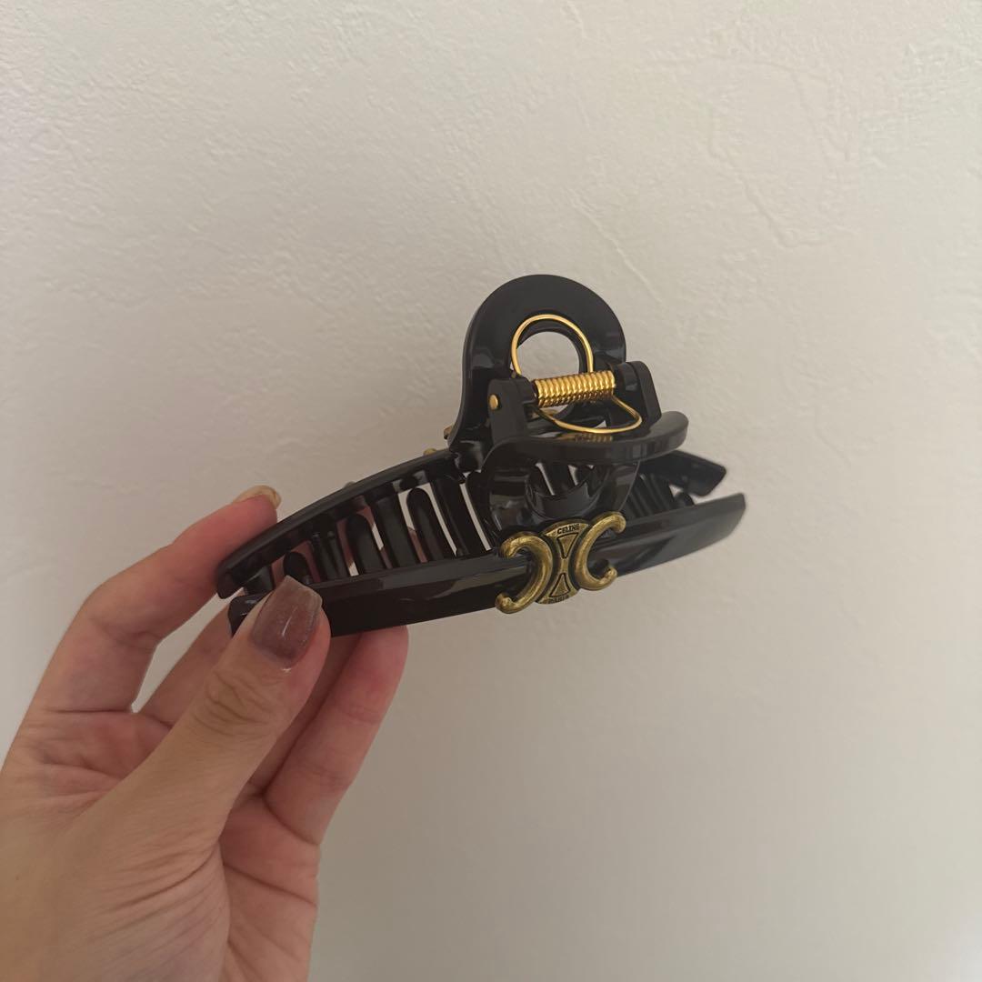 ☆オススメ商品☆CELINE ロゴヘアクリップ