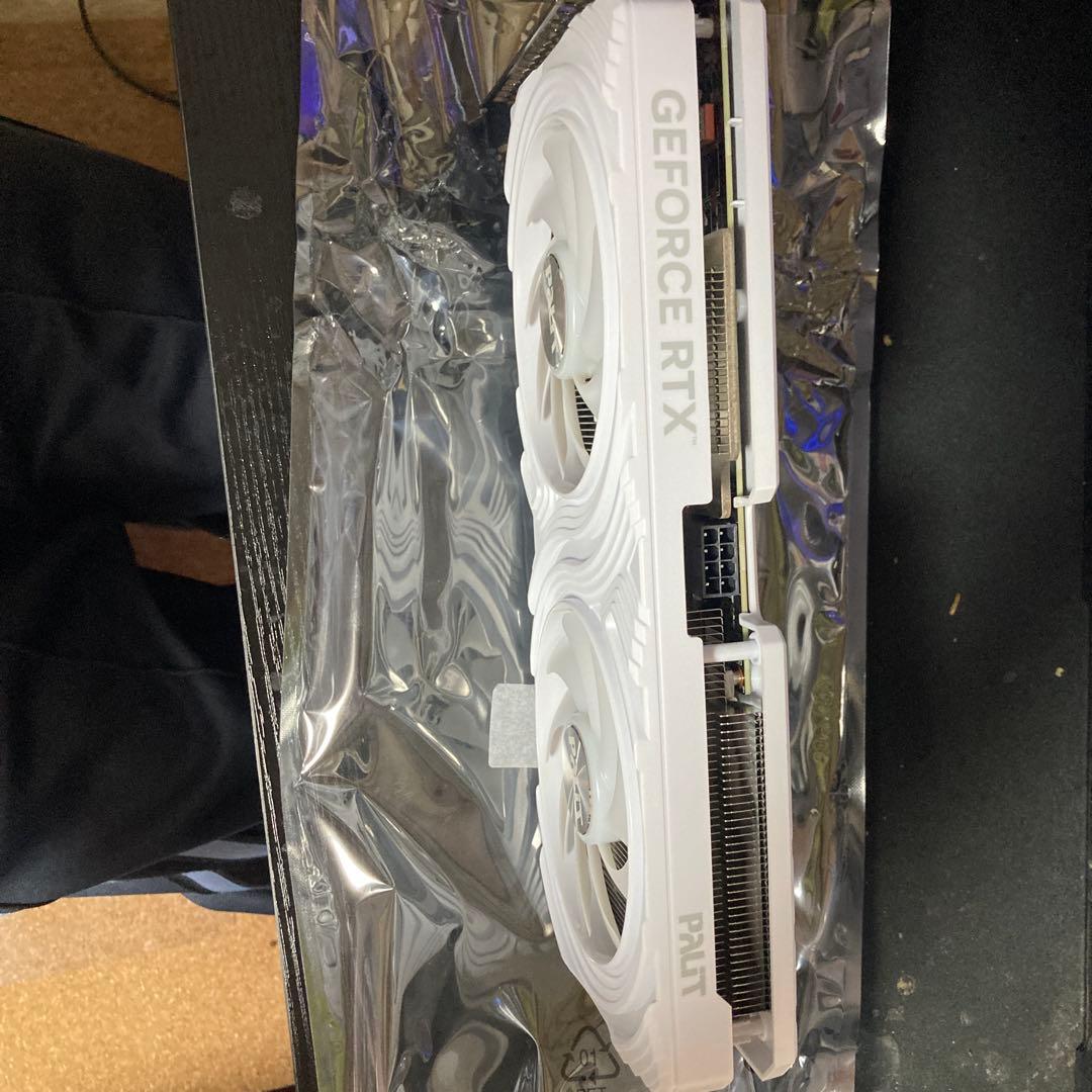 グラフィックボード・グラボ・ビデオカード Palit GeForce RTX4060ti white 8GB