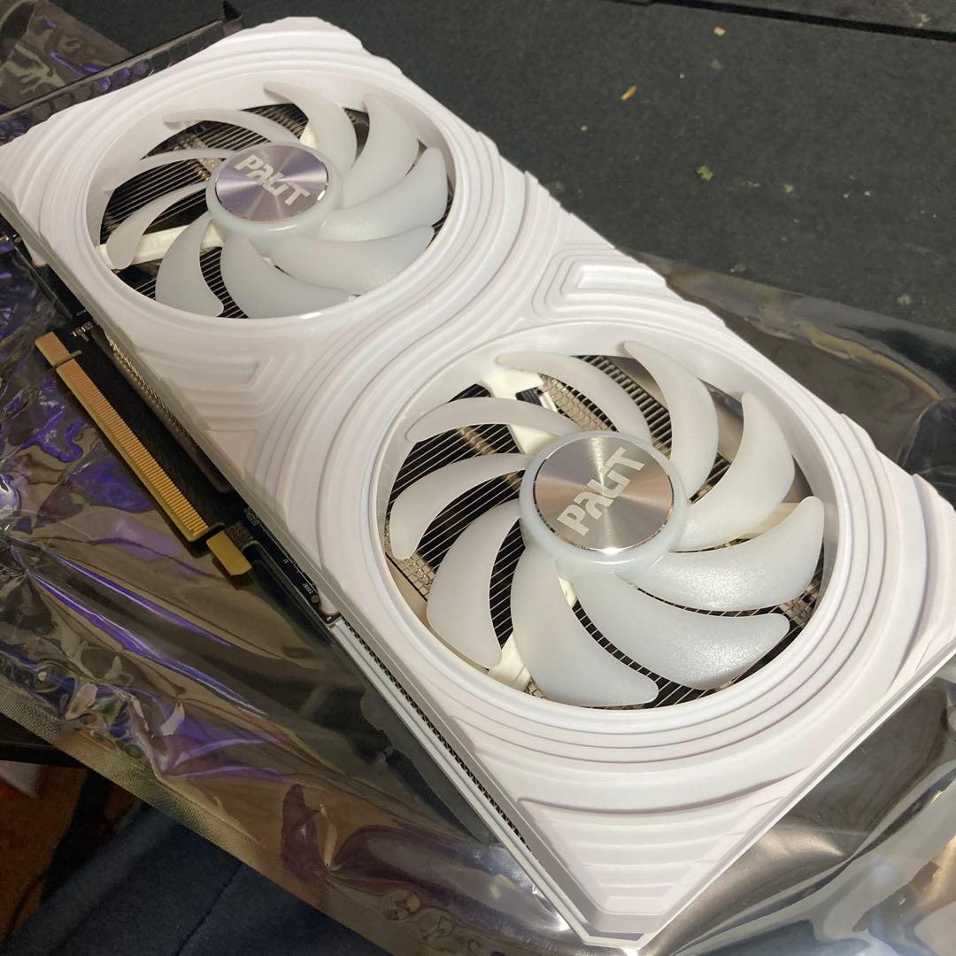 グラフィックボード・グラボ・ビデオカード Palit GeForce RTX4060ti white 8GB