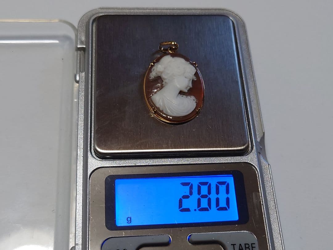 k18 カメオペンダント 女性の横顔 K18刻印