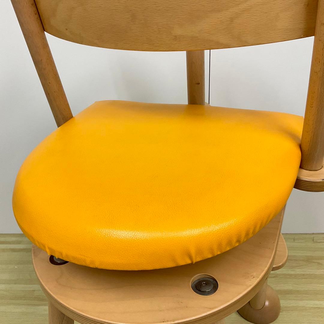 ①ドイツ ティムキッド社 成長椅子 Mobo モボチェア 木製ハイチェア