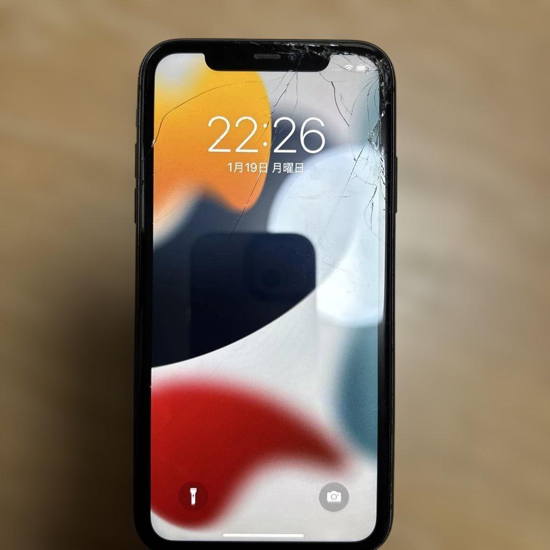 【値下げ交渉あり】【早い者勝ち】 Apple iPhone 11 ブラック 本体