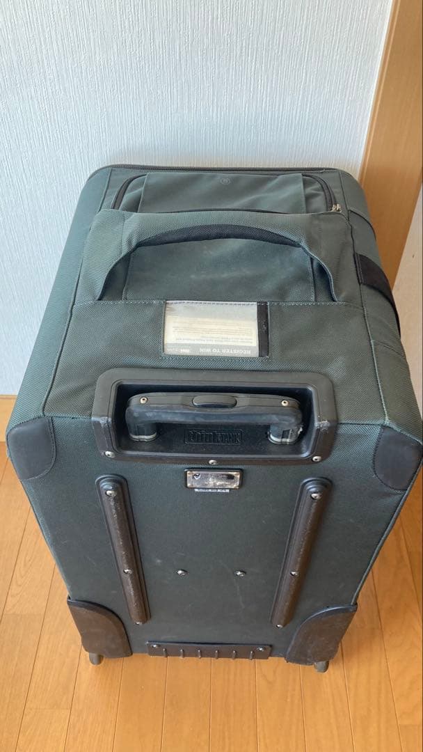 送料込み　think TANK photo Video Rig 24