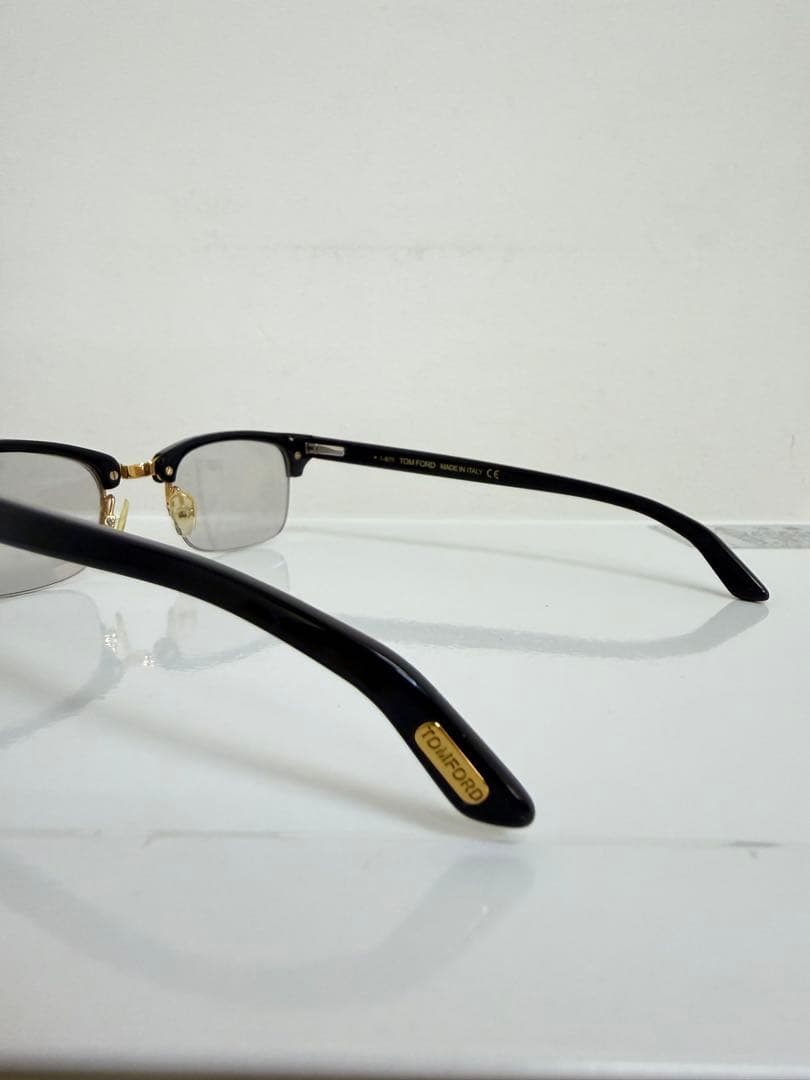 トムフォード TF5260 度なし ライトグレー　サングラス　度なし