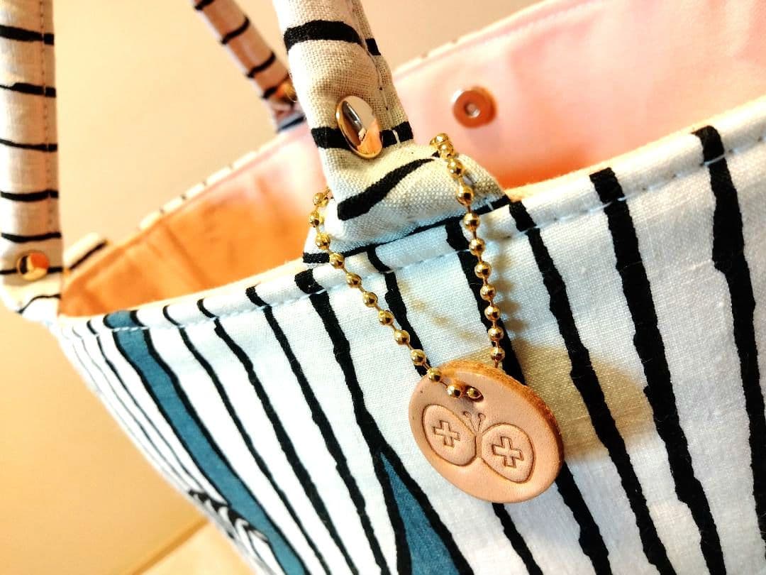 ミナペルホネン『たくさん入る2wayバケツ型トートバッグ』ショルダーストラップ付