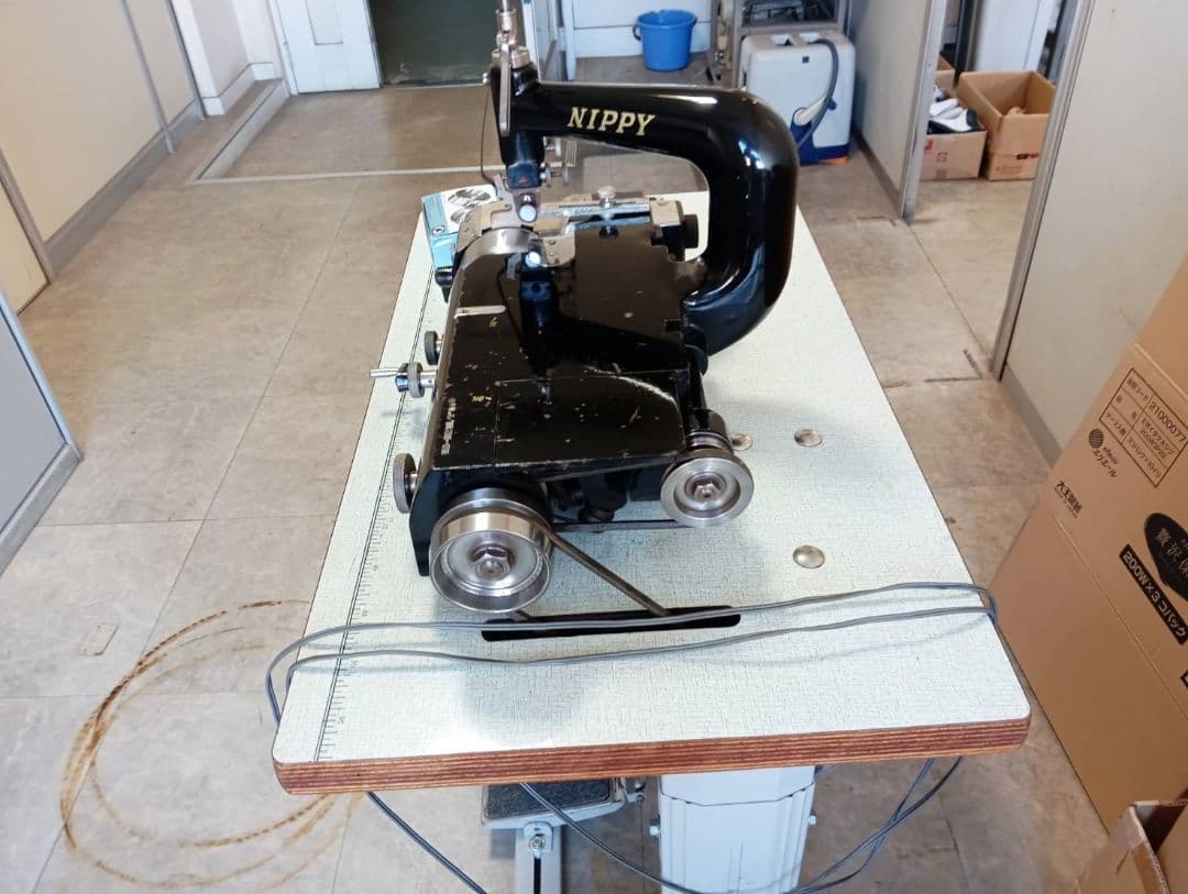 ニッピ　NIPPY 革漉き機　NP-1
