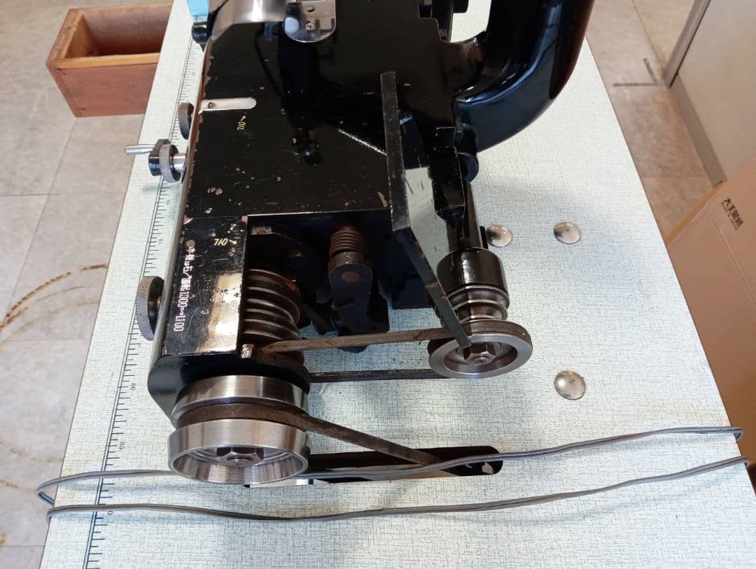 ニッピ　NIPPY 革漉き機　NP-1