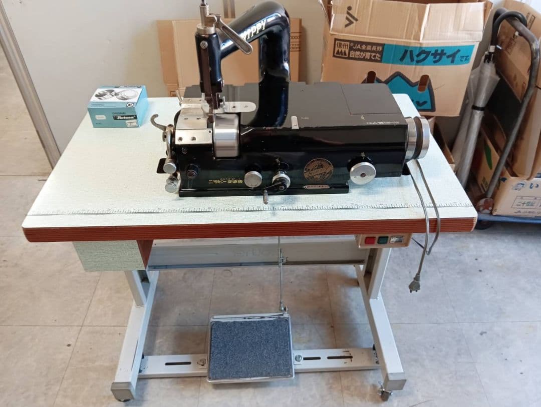 ニッピ　NIPPY 革漉き機　NP-1