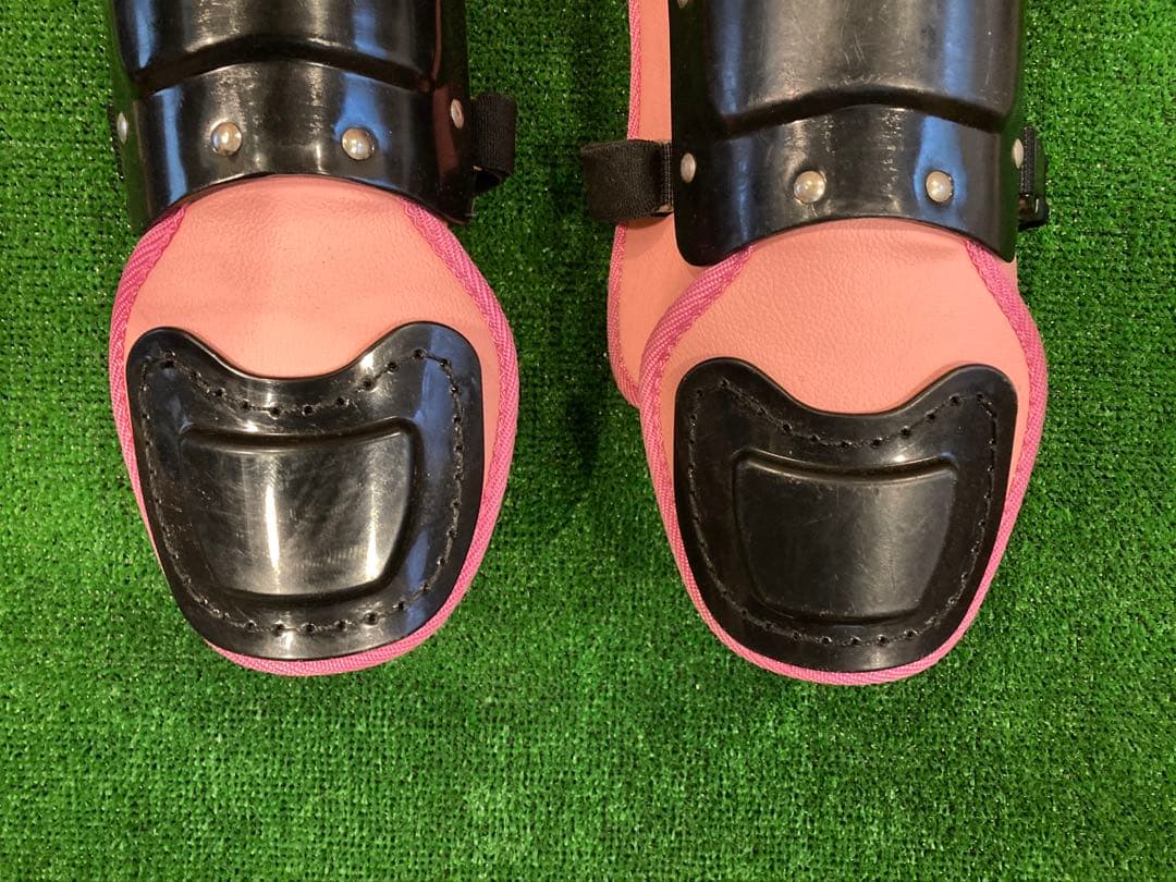 ベルガード キャッチャー 捕手用 レガース 一般硬式用 ピンク ブラック 日本製