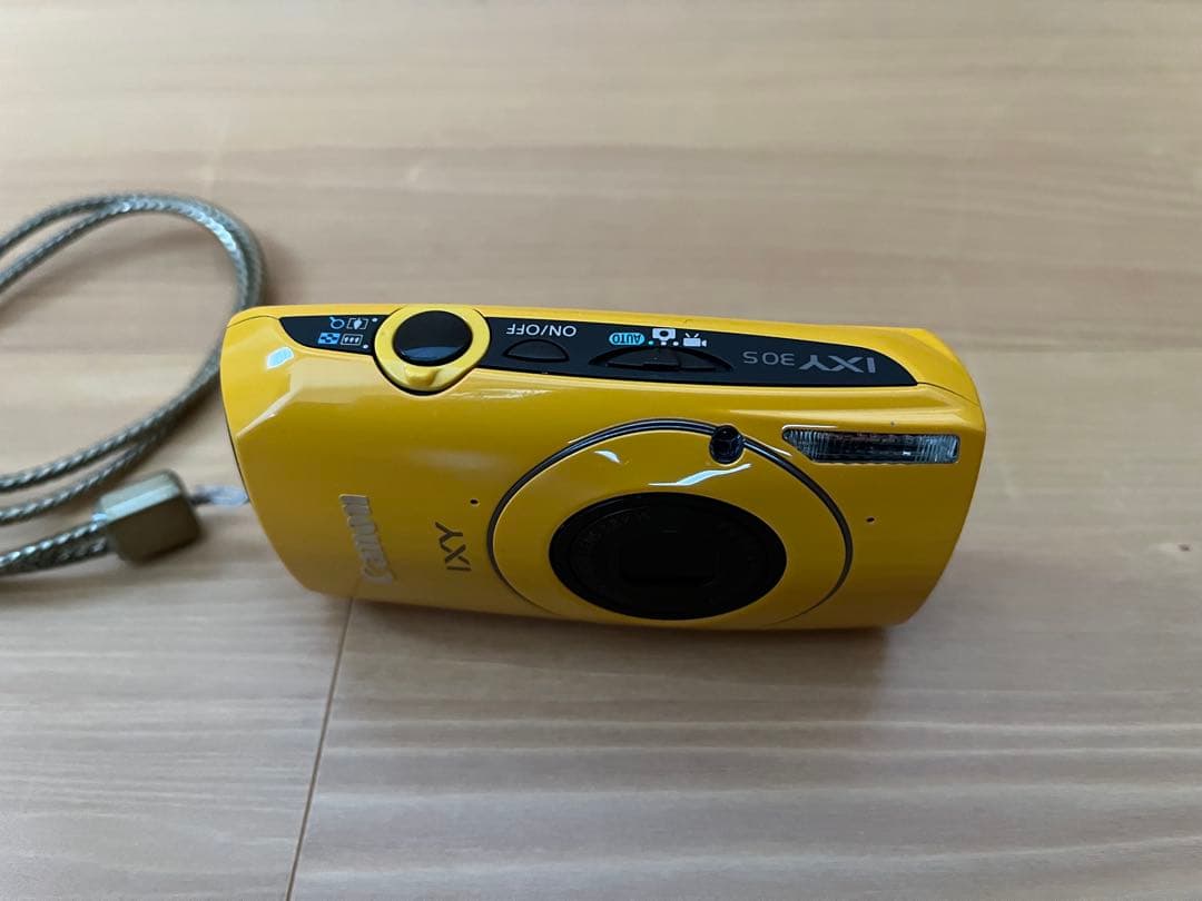 Canon IXY 30S イエロー 　レア物 美品　完動品