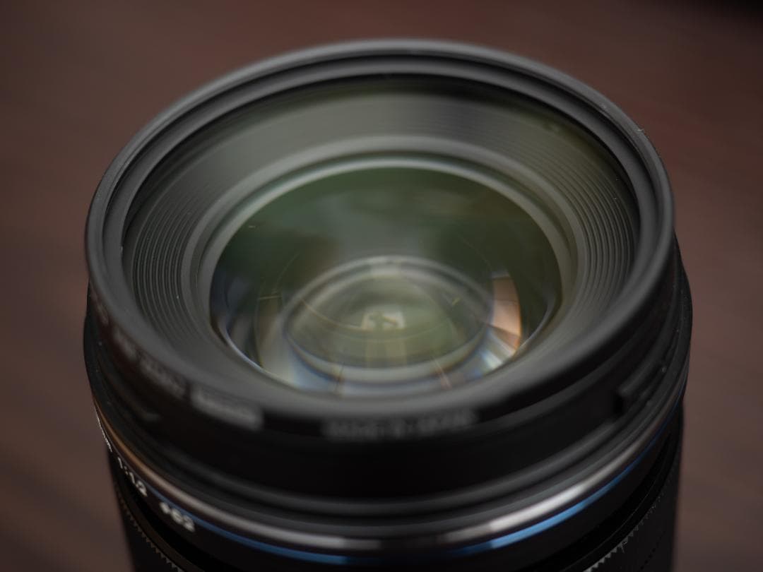 M.ZUIKO DIGITAL ED 25mm F1.2 PRO レンズ