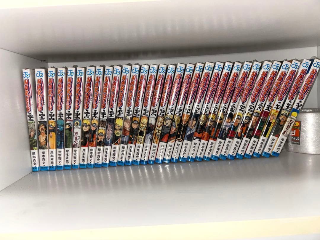 ナルト全72巻マンガ漫画【8巻から72巻まで未開封‼️】【早い者勝ち‼️】