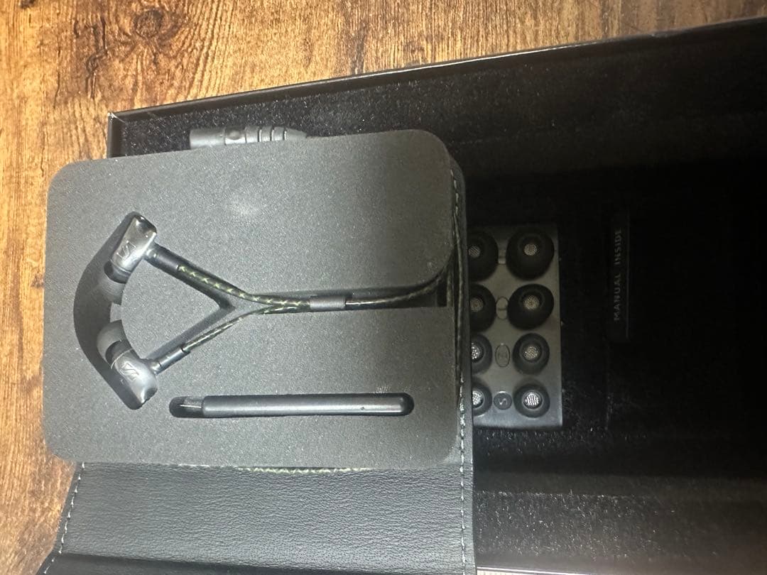 カ*ル様 Sennheiser IE 800 イヤホンゼンハイザー