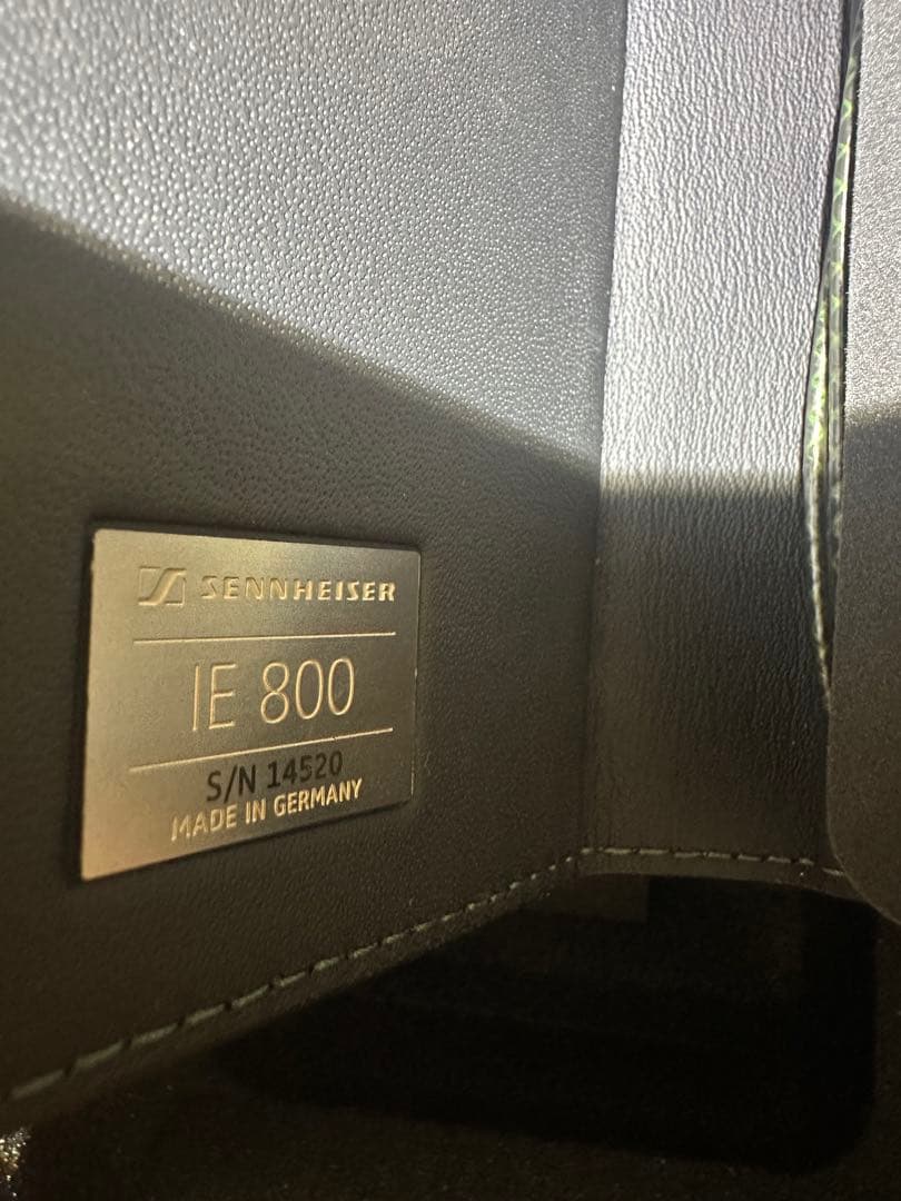 カ*ル様 Sennheiser IE 800 イヤホンゼンハイザー