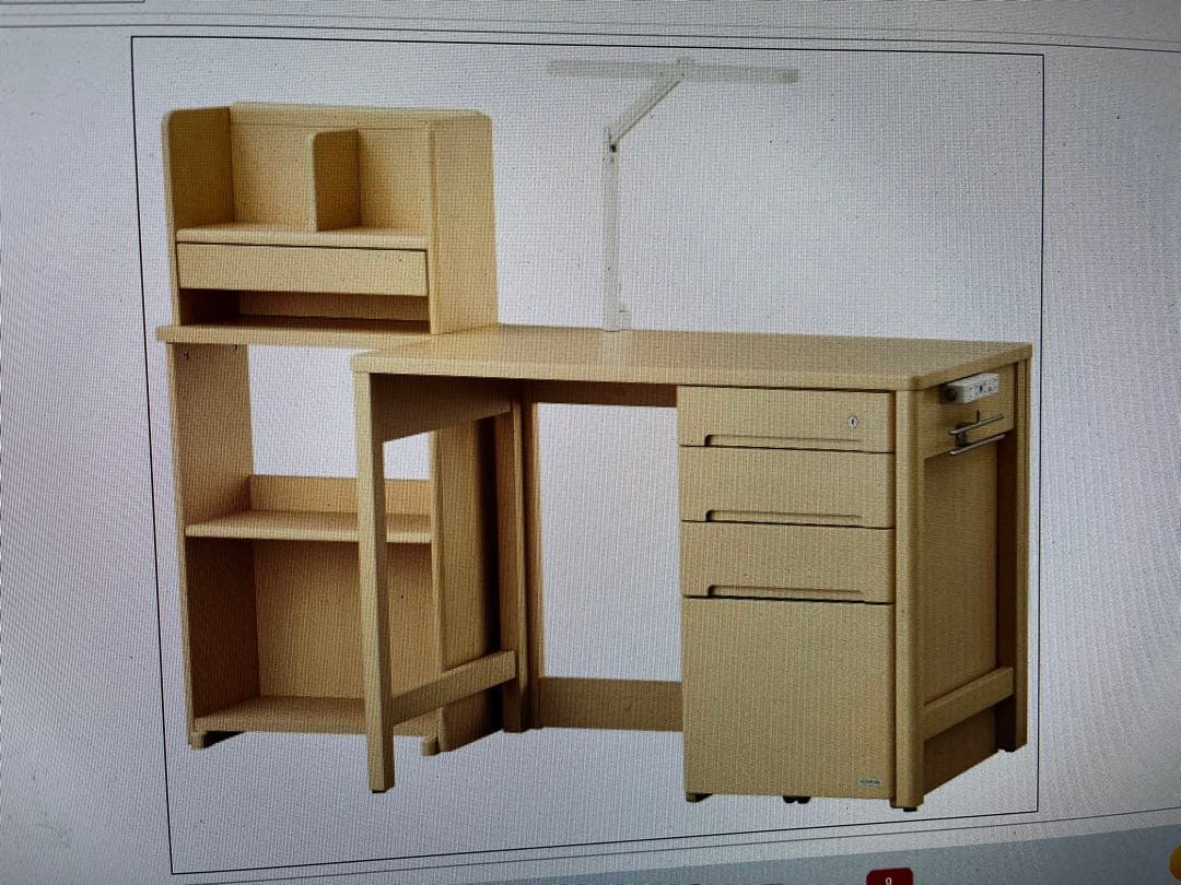 限界値下げ　新品　送料無料　コイズミ　学習机　♯４