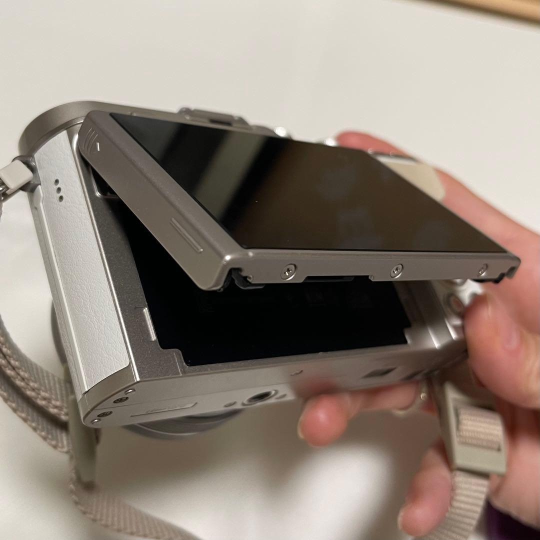 【動作確認済】 OLYMPUS PEN E-PL9 ミラーレス一眼 ホワイト