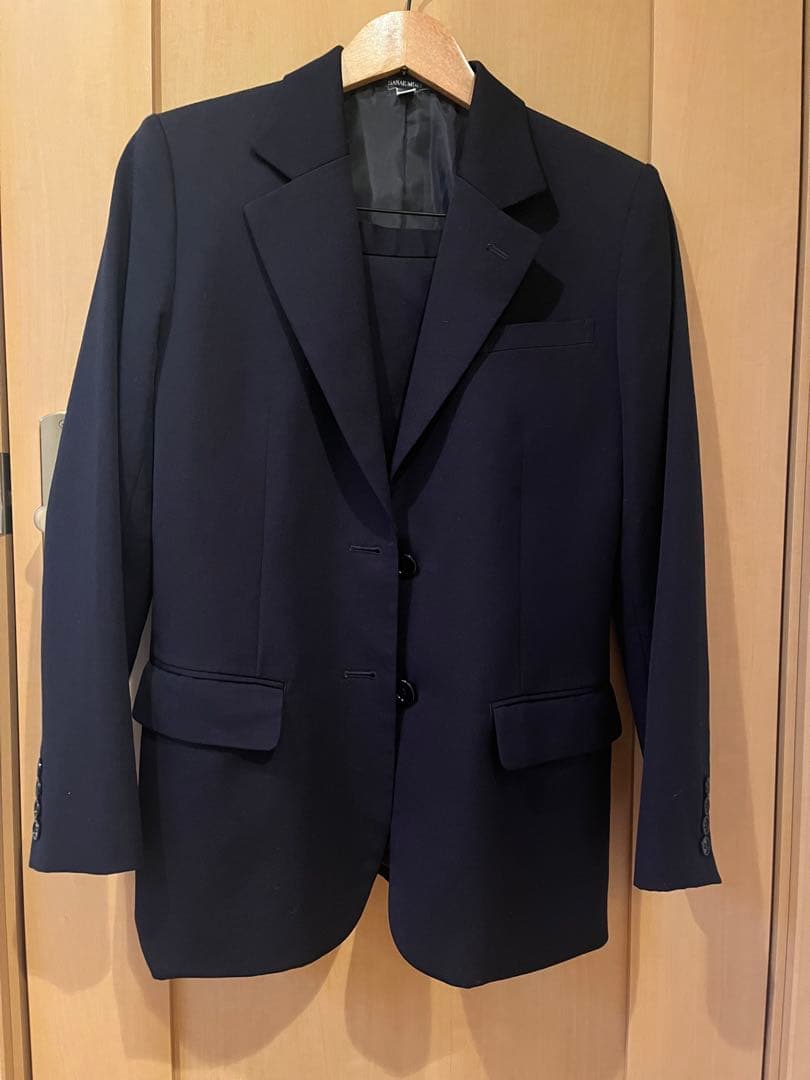 ハナエモリ11号 上下スーツ