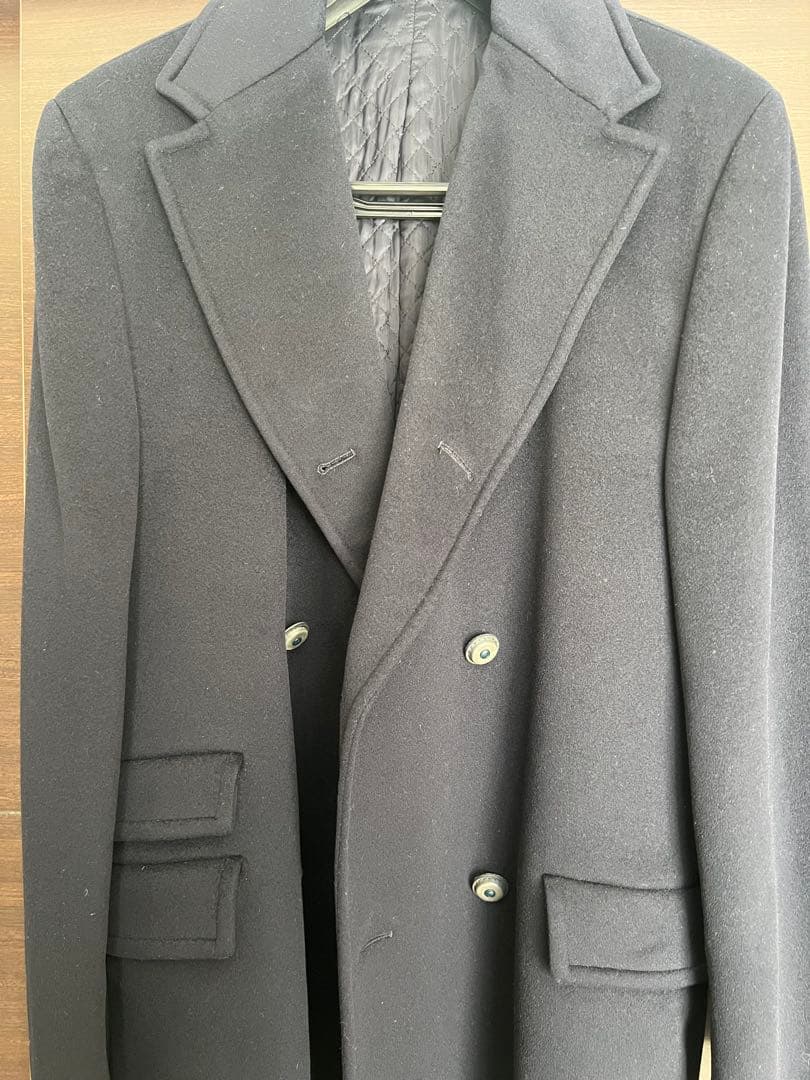 ベルサーチ　ダブルブレストピーコート　（色）濃紺　（素材）ラムウール