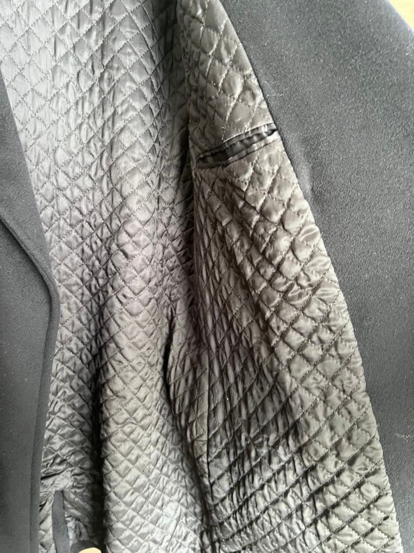 ベルサーチ　ダブルブレストピーコート　（色）濃紺　（素材）ラムウール