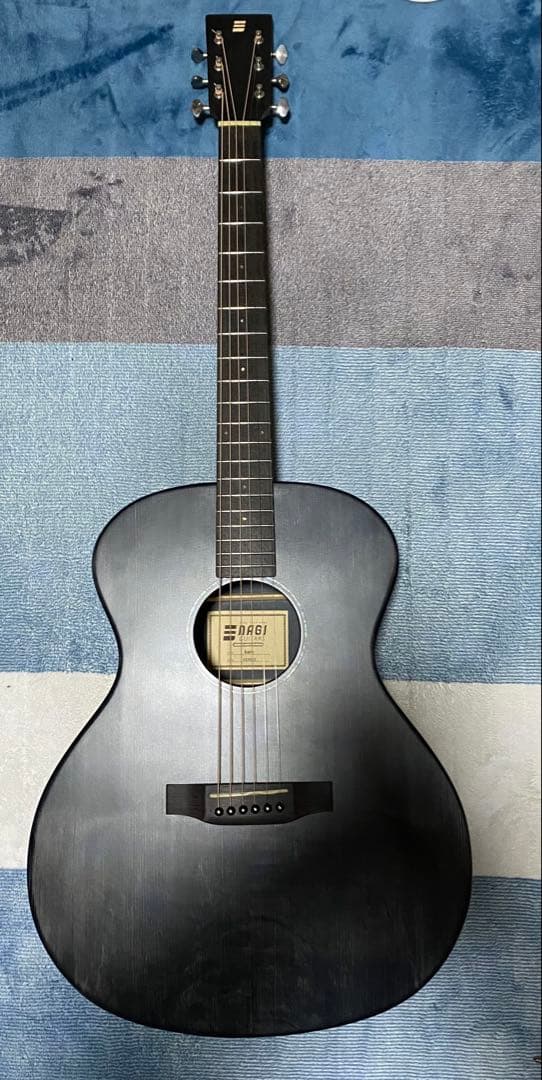 Nagi Guitars kuro 美品　スプルース単板