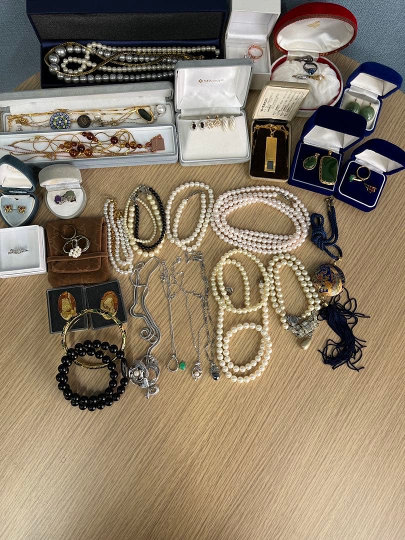 こ*ー様 パールネックレスセット 複数点　遺品整理