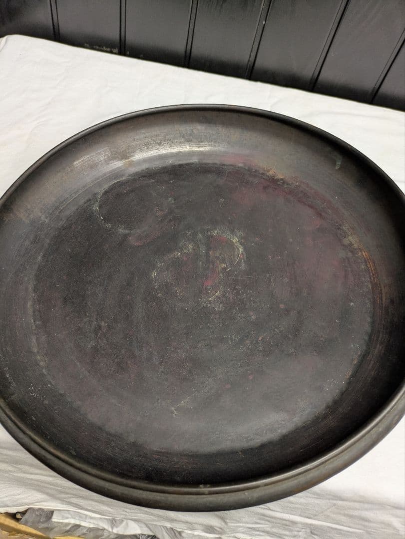 アンティーク　古い大きな銅製水盤　/　花活け 　古家具　徳利　ぐい呑