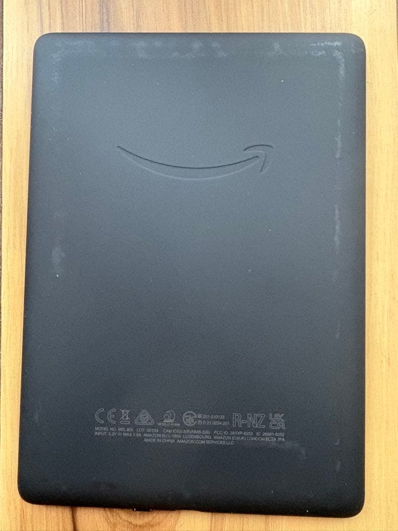 Kindle Paperwhite 第11世代 16GB 箱、充電ケーブル付き