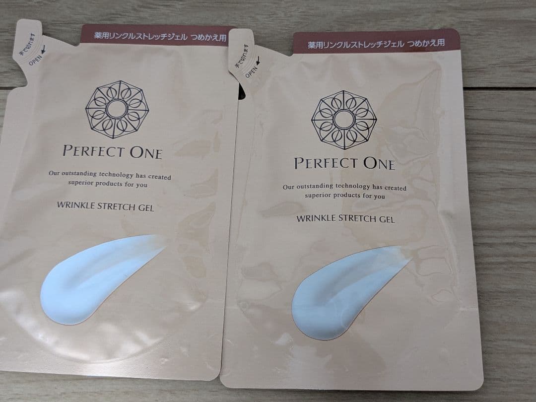 パーフェクトワン リンクルストレッチジェル