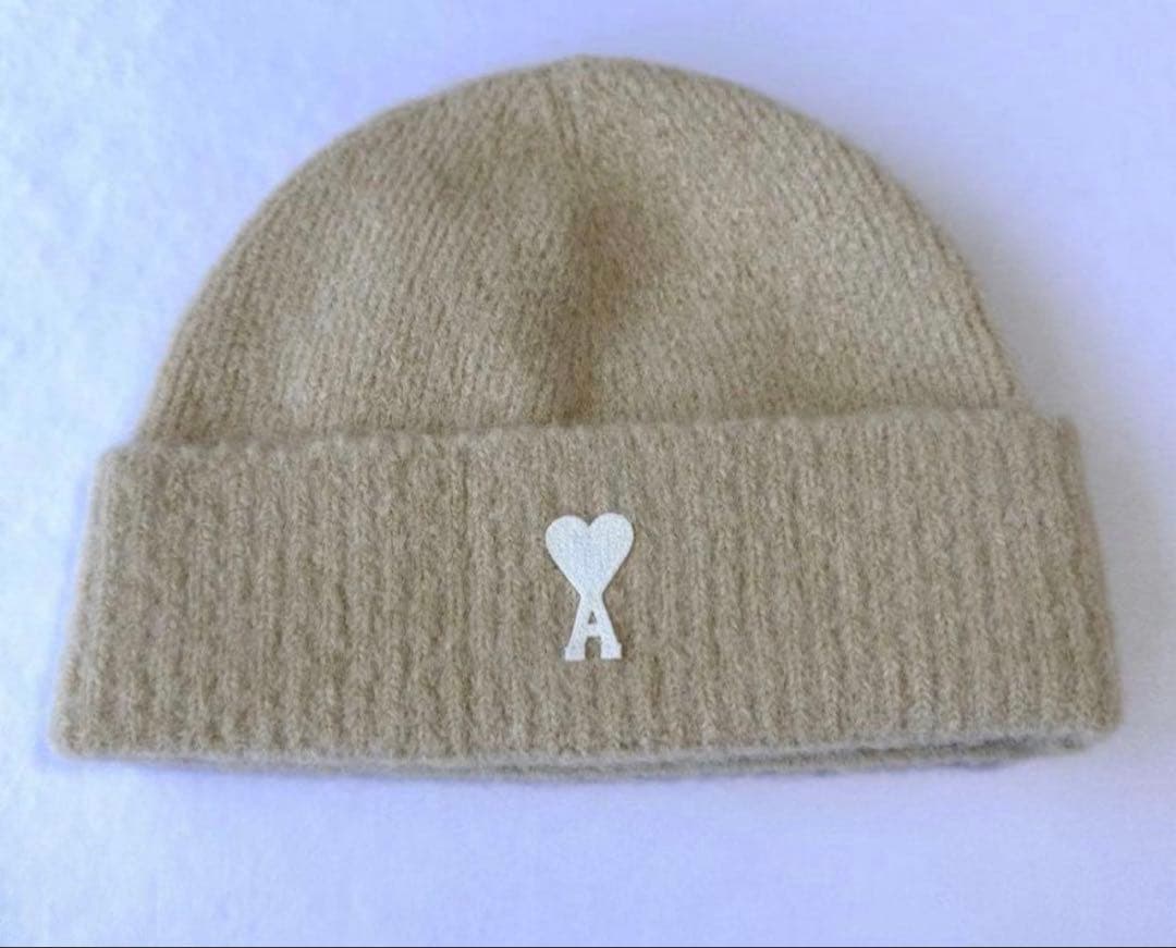 お*ゆ様 【超美品】AMIPARISアルパカブレンドニットビーニー