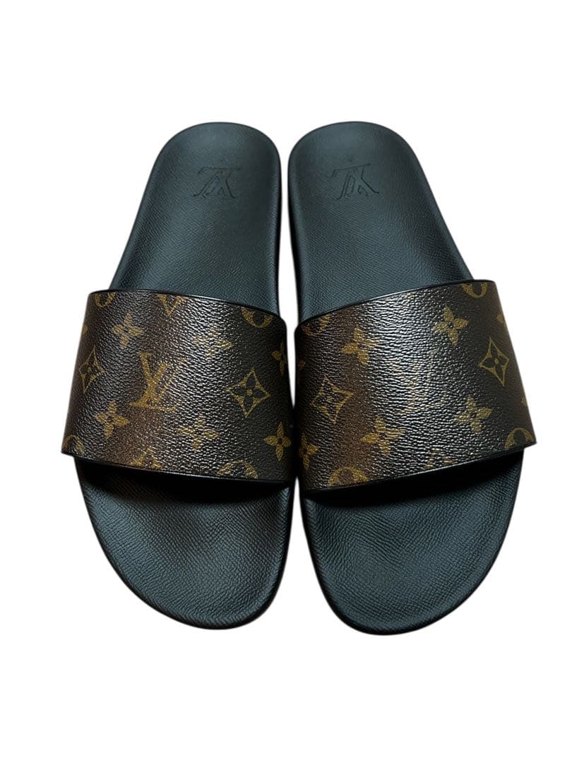 Louis Vuitton ルイヴィトン Waterfront Mule