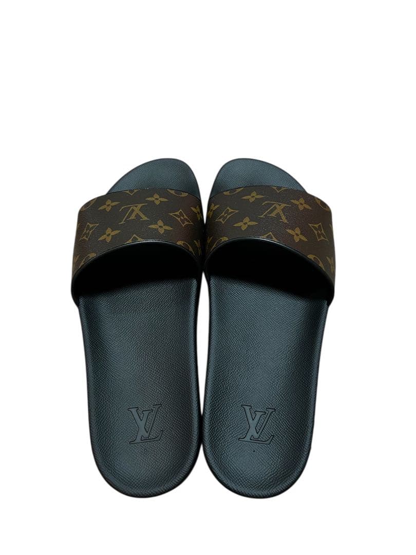 Louis Vuitton ルイヴィトン Waterfront Mule