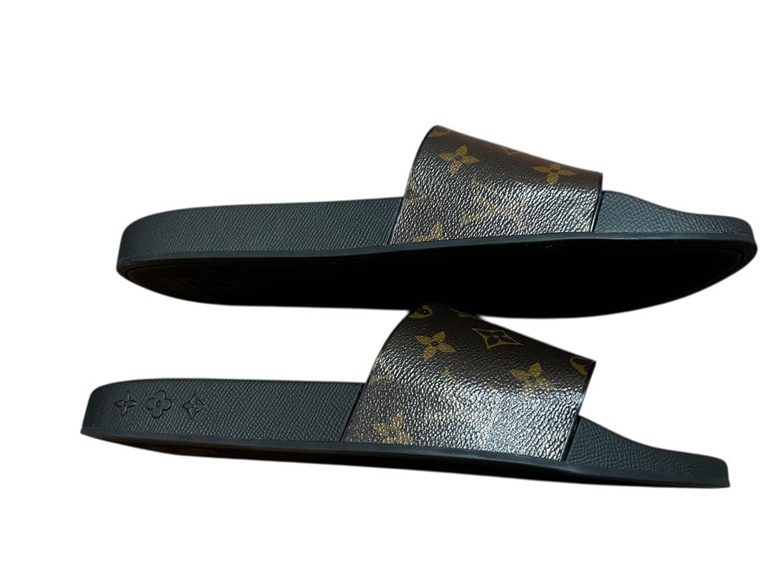 Louis Vuitton ルイヴィトン Waterfront Mule