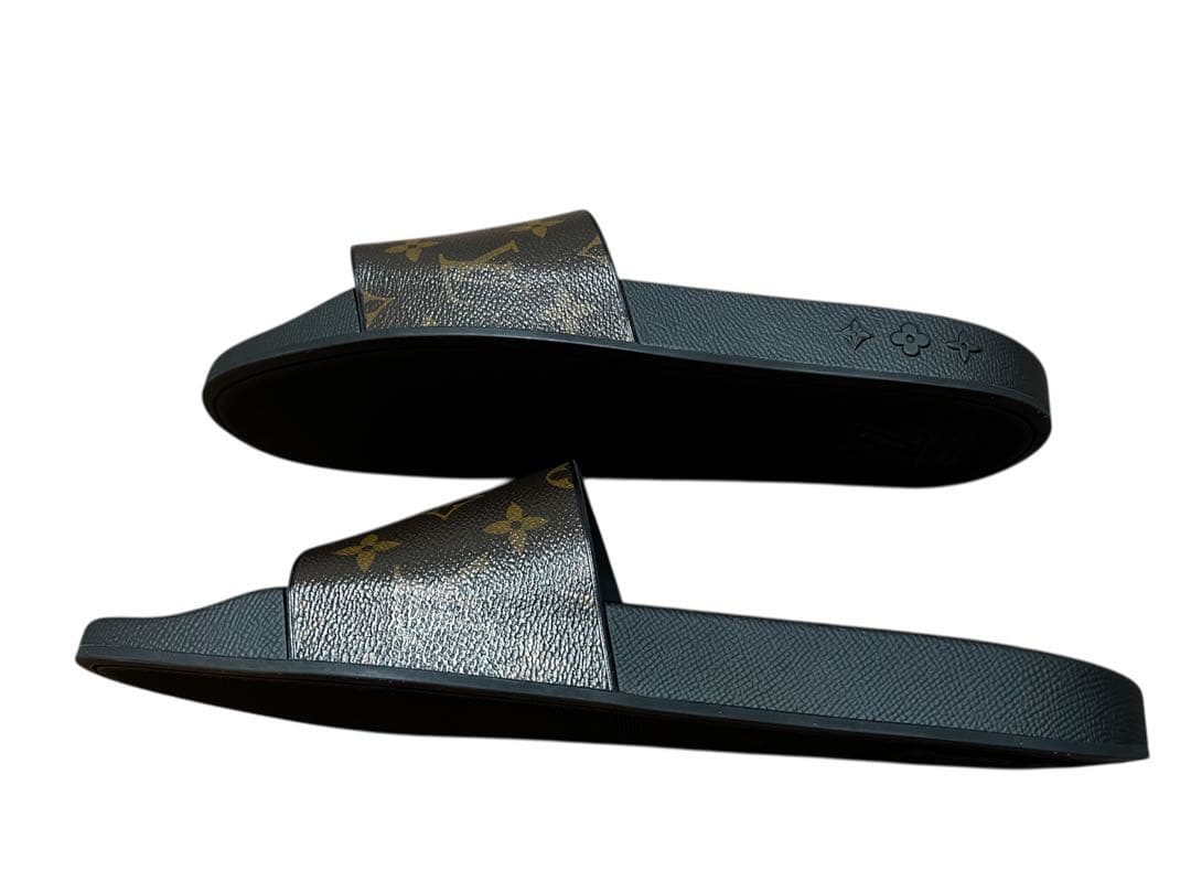 Louis Vuitton ルイヴィトン Waterfront Mule
