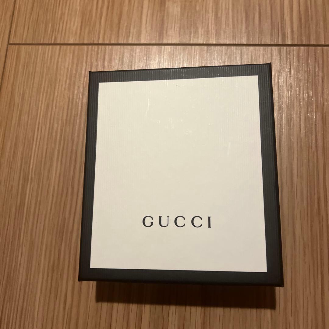GUCCI ホワイト GGパターン ケース