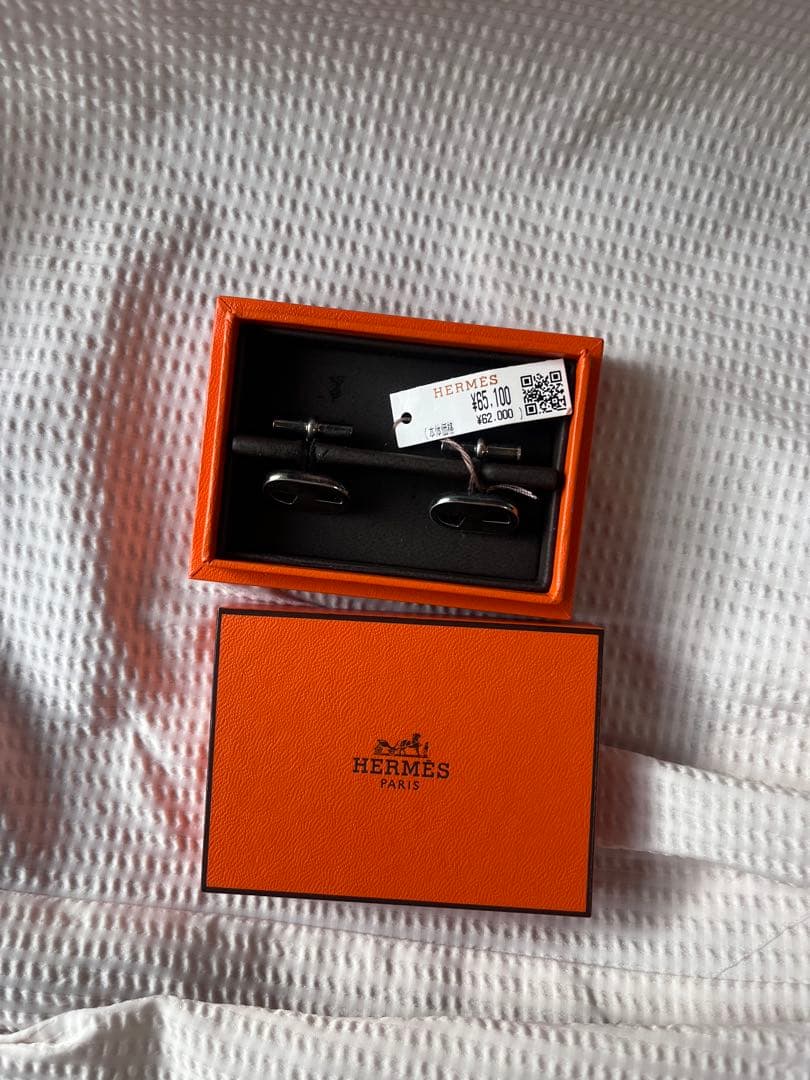 【本日15時 限定価格】未使用箱タグ付き HERMES エルメス カフス 正規品