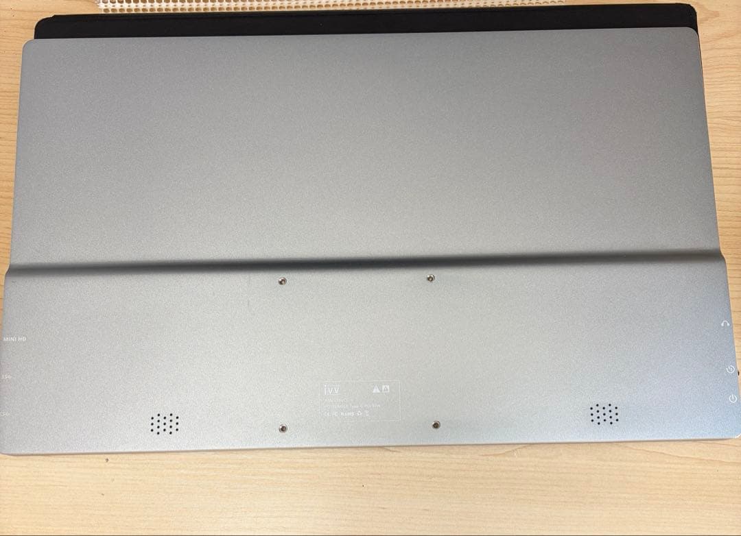 ポータブルモニター 4K 15.6インチ 映像確認済訳ありジャンク