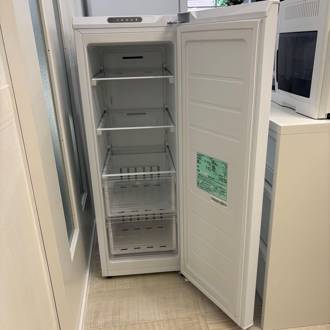 直接お取引 未使用 アイリスオーヤマ 冷蔵庫 IRSN-8A-W