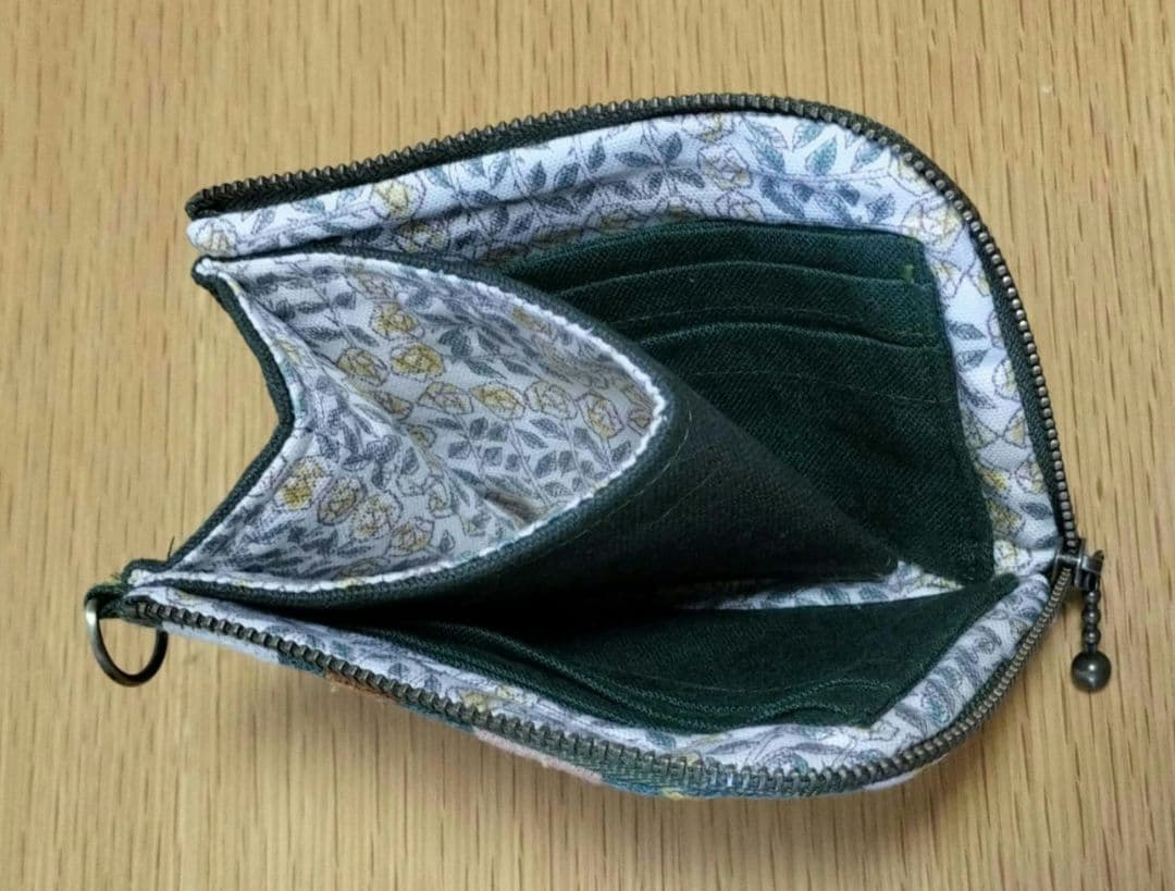 kako　ミナペルホネンハンドメイド　マチ付きハーフウォレットとキーポーチ