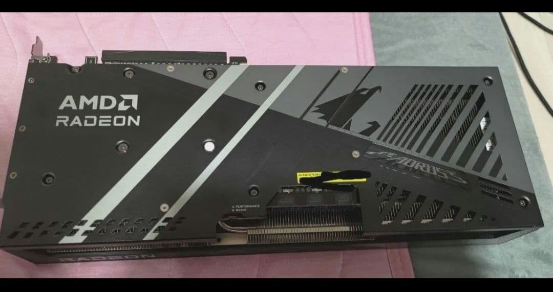 グラフィックボード・グラボ・ビデオカード RX 9070 XT 16GB aorus elite