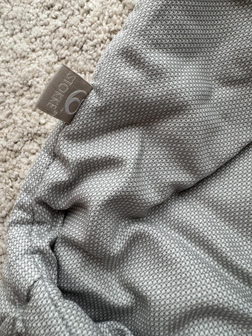 ストッケ　トリップトラップ　ベビーセット・トレイ・ハーネス・ベビークッション