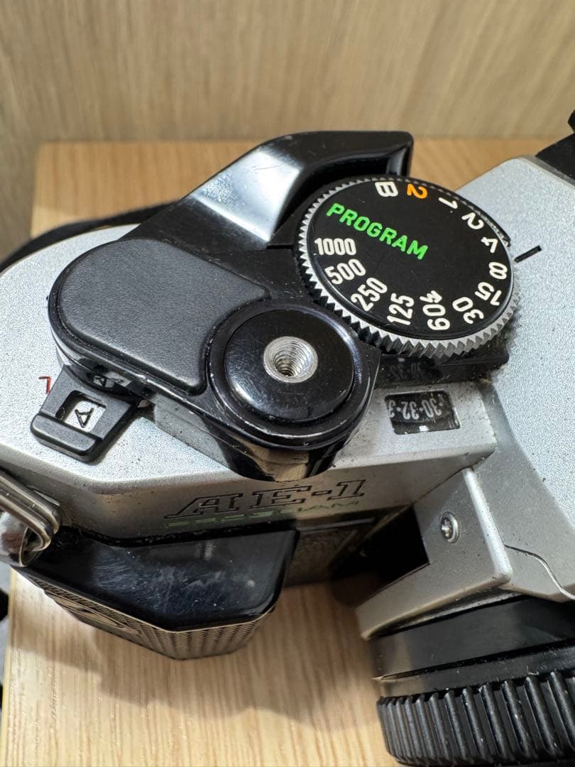 Canon AE-1 フィルムカメラ + Nikonレンズ