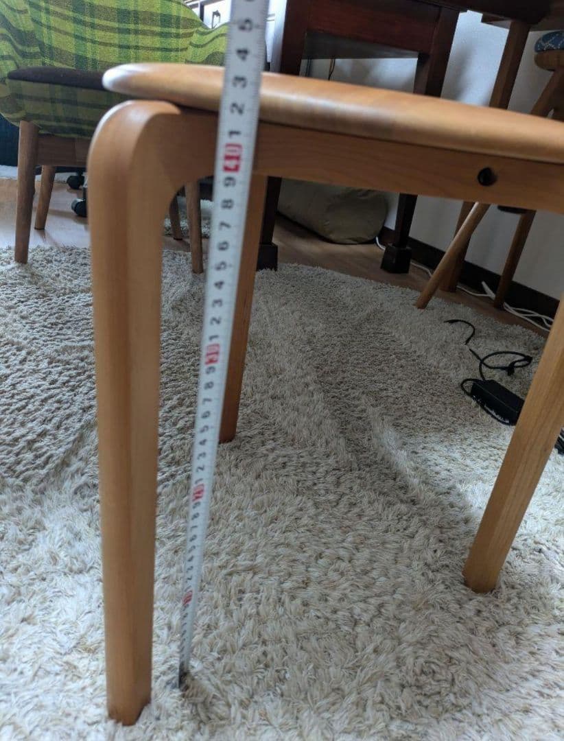 スツール DENTO 木製 無垢 チェリー 三つ足　一脚