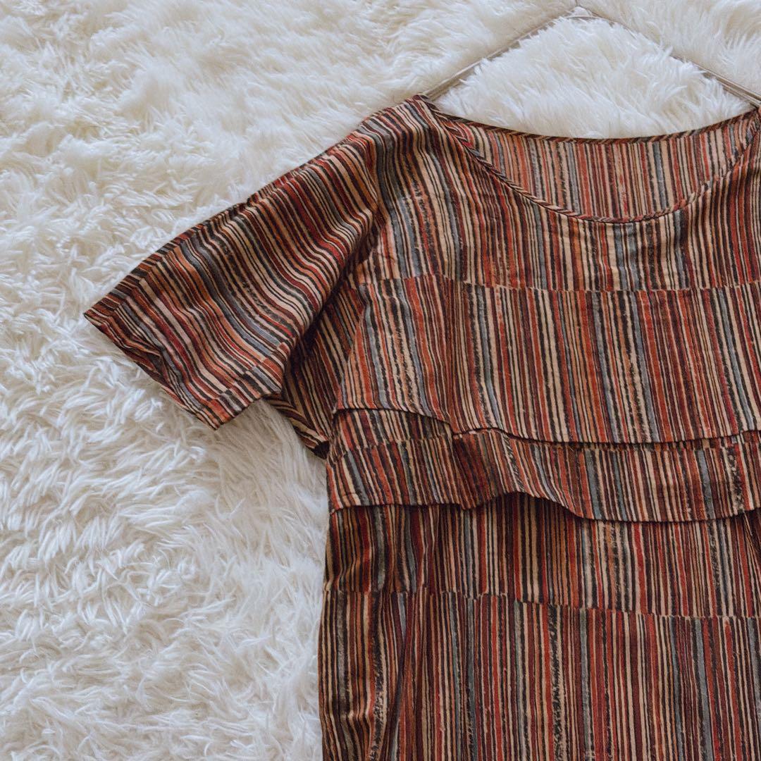 希少 ヨーガンレール ワンピース 胸元段々デザイン 調整紐付き ストライプ