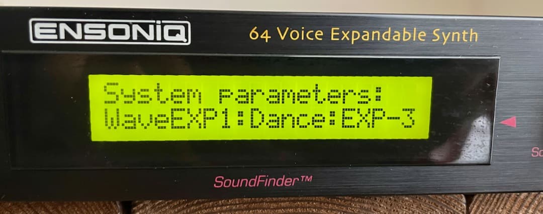 ENSONIQ MR-Rack 別売SoundROM 2個インストール済