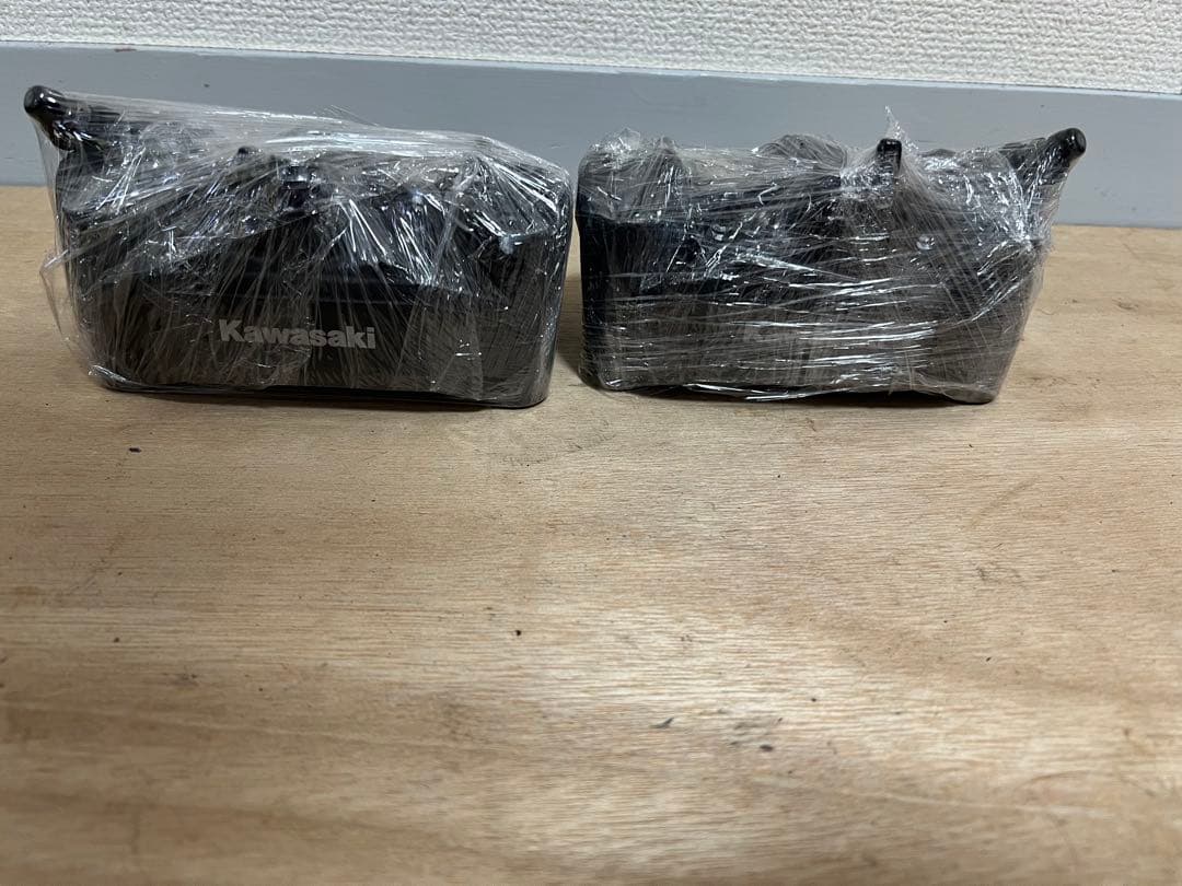 z900RS フロントキャリパー左右