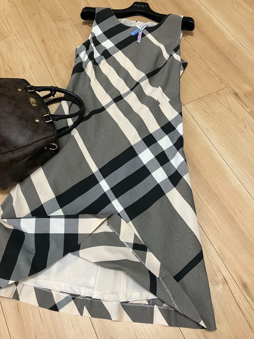 バーバリー　ロンドン　ワンピース　チェック